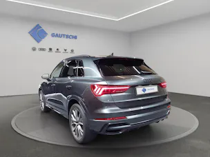 Audi Q3 40 TFSI S line quattro S-tronic