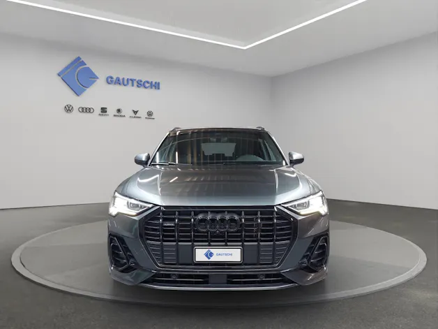 Audi Q3 40 TFSI S line quattro S-tronic