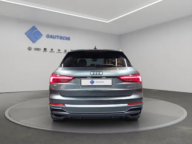 Audi Q3 40 TFSI S line quattro S-tronic