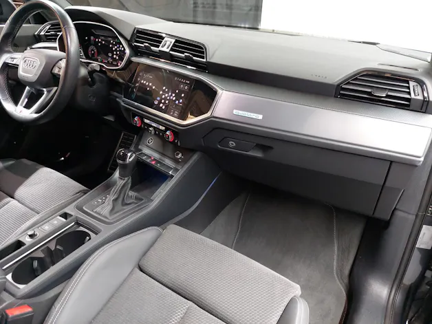 Audi Q3 40 TFSI S line quattro S-tronic
