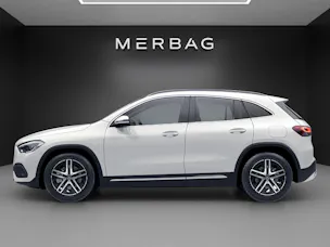 Mercedes-Benz GLA 250 4Matic Progressive 8G-DCT
