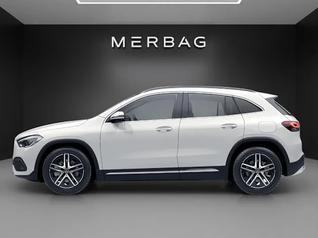 Mercedes-Benz GLA 250 4Matic Progressive 8G-DCT