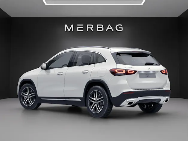 Mercedes-Benz GLA 250 4Matic Progressive 8G-DCT