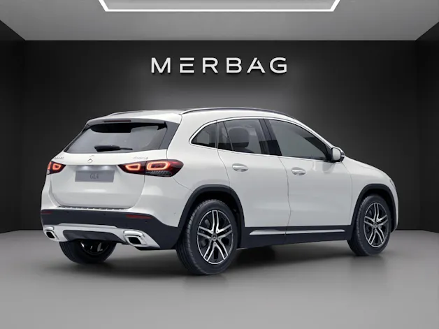 Mercedes-Benz GLA 250 4Matic Progressive 8G-DCT