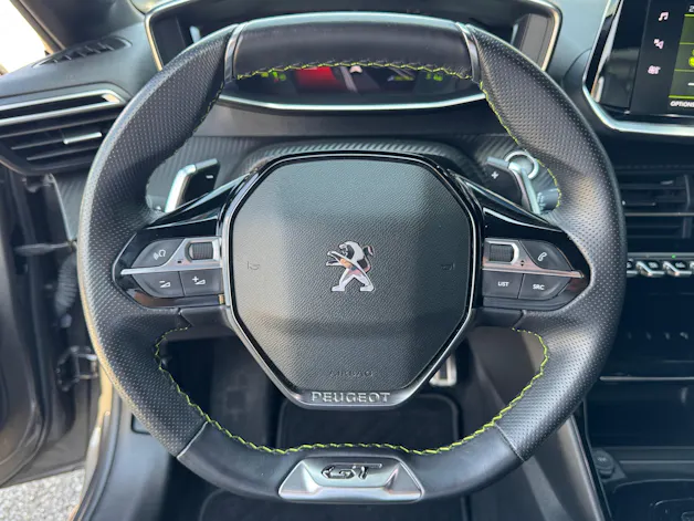 Peugeot 208 1.2 PureTech GT EAT8