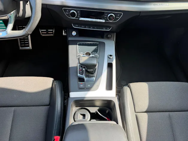 Audi Q5 2.0 TFSI sport quattro S-tronic