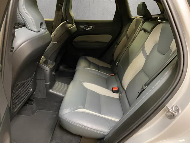 Volvo XC60 T6 eAWD PluginHybrid R-Design Geartronic