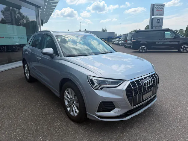 Audi Q3 40 TFSI advanced quattro S-tronic