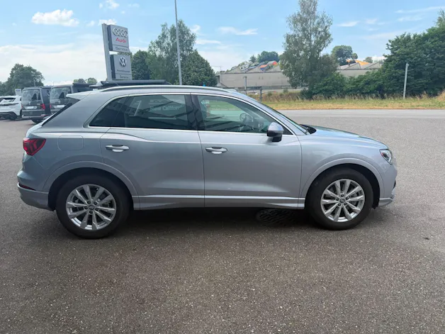 Audi Q3 40 TFSI advanced quattro S-tronic