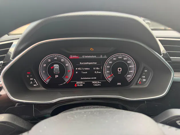 Audi Q3 40 TFSI advanced quattro S-tronic