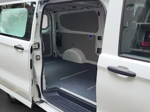 VW Transporter Kastenwagen langer Radstand 2.0TDI 150PS Automat