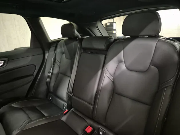 VOLVO XC60 2.0 T8 TE Ultra Dark eAWD