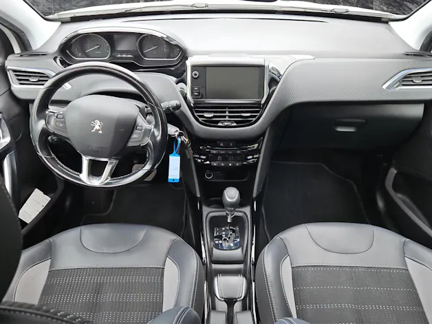 Peugeot 2008 1.2 PureTech Allure EAT6