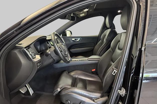 Volvo XC60 T8 eAWD R-Design Geartronic