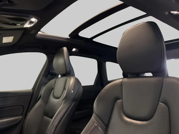 Volvo XC60 T8 eAWD R-Design Geartronic