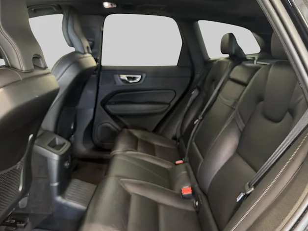 Volvo XC60 T8 eAWD R-Design Geartronic