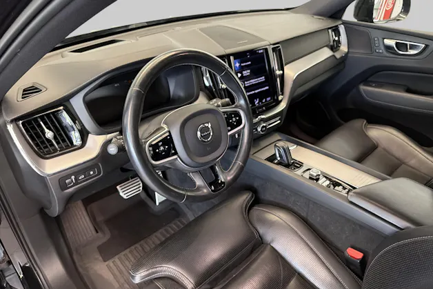 Volvo XC60 T8 eAWD R-Design Geartronic