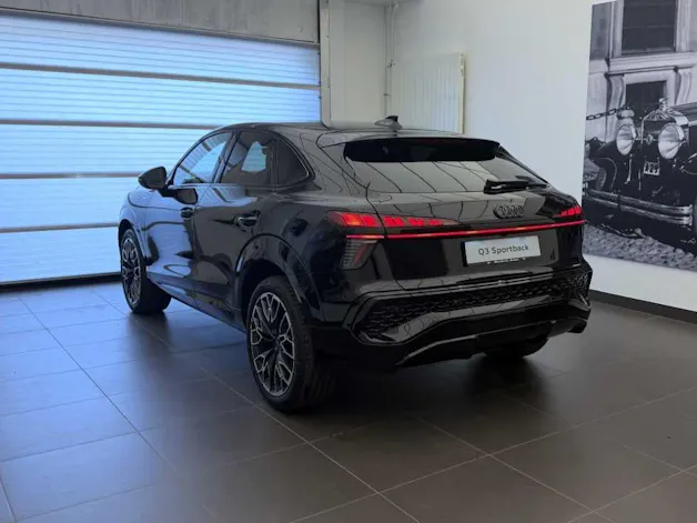 Audi Q3 SUV 110 kW TFSI S tronic