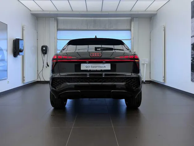 Audi Q3 SUV 110 kW TFSI S tronic