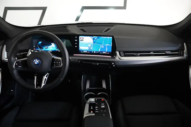 BMW iX1 xDrive 30 M Sport