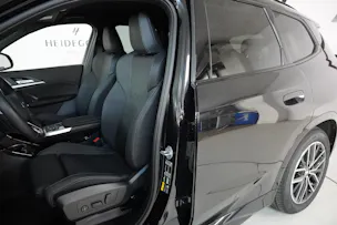BMW iX1 xDrive 30 M Sport