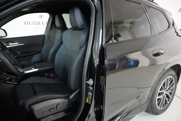BMW iX1 xDrive 30 M Sport