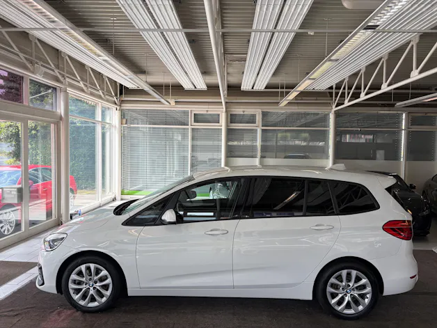 BMW 220d xDrive Gran Tourer | CH Fzg. | Driving Assistant Plus | Kamera | LED Scheinw. | HeadUp | Sportsitze |