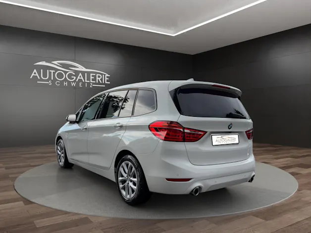 BMW 220d xDrive Gran Tourer | CH Fzg. | Driving Assistant Plus | Kamera | LED Scheinw. | HeadUp | Sportsitze |