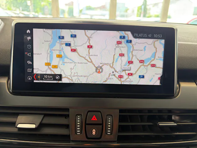 BMW 220d xDrive Gran Tourer | CH Fzg. | Driving Assistant Plus | Kamera | LED Scheinw. | HeadUp | Sportsitze |