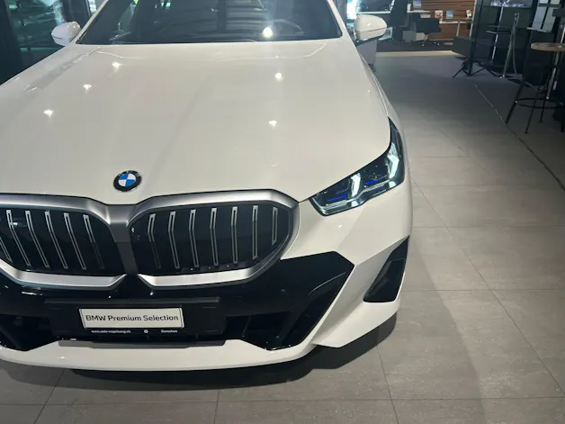 BMW 520d xDrive 48V Touring M Sport Steptronic