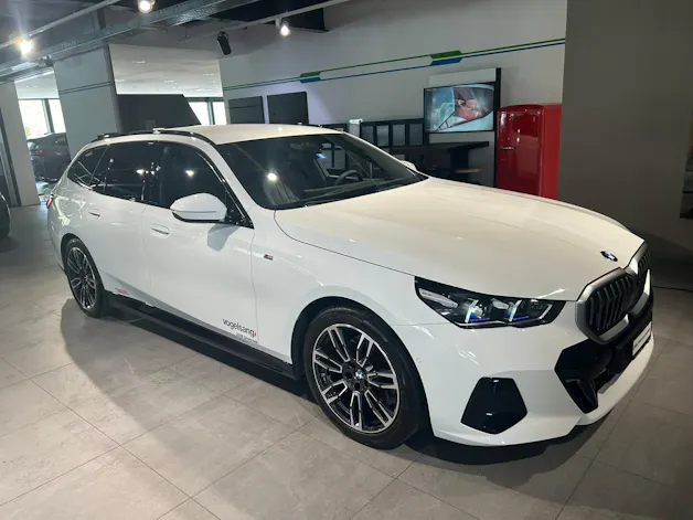 BMW 520d xDrive 48V Touring M Sport Steptronic
