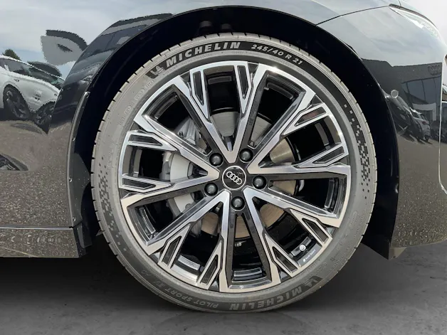 AUDI A6 Avant e-tron quattro