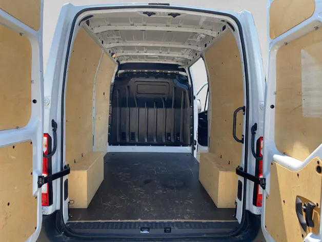 Renault Master T35 2.3 Blue dCi 135 L2H2