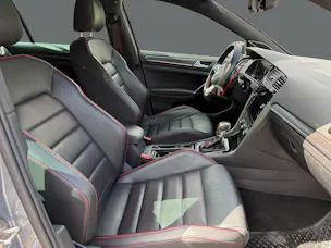VW Golf 2.0 TSI GTI TCR