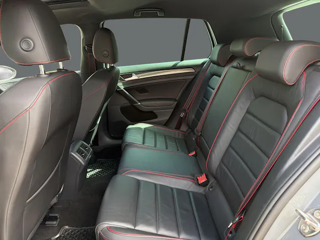 VW Golf 2.0 TSI GTI TCR