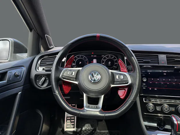 VW Golf 2.0 TSI GTI TCR