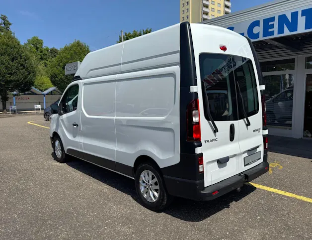 Renault Trafic 2.0 dCi 150 ADVANCE L2H2
