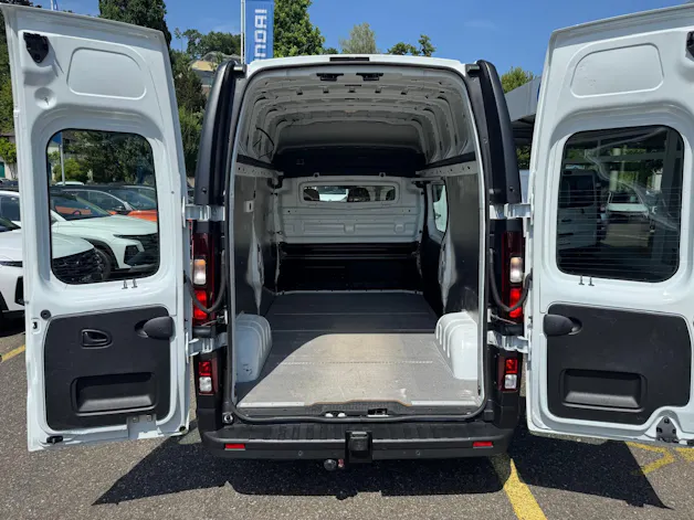 Renault Trafic 2.0 dCi 150 ADVANCE L2H2