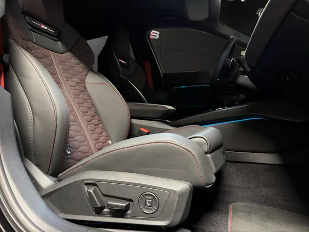 Audi RS 5 Avant TFSI 470 kW Tiptronic quattro
