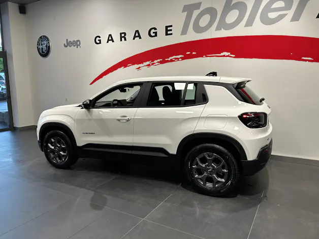 JEEP Avenger 54kWh Longitude