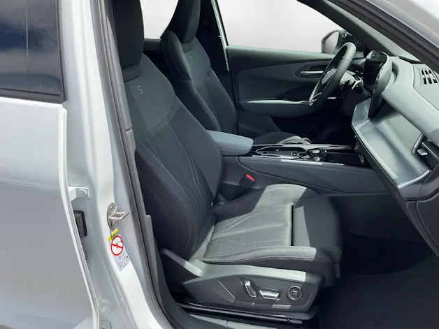 Audi Q3 SUV e-hybrid 200 kW S tronig
