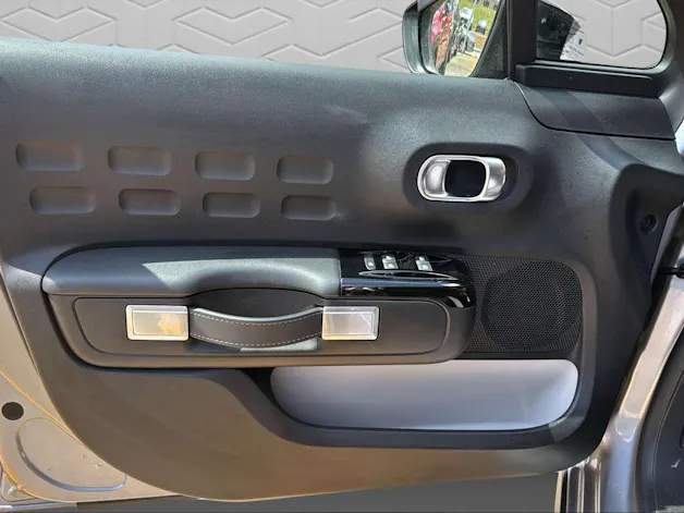 Citroën C3 1.2i PureTech Swiss Edition