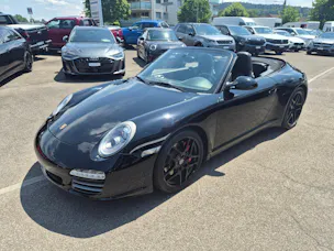 Porsche 911 Cabrio Carrera 4 PDK