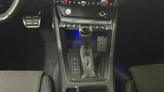 Audi Q3 40 TFSI S line quattro S-tronic