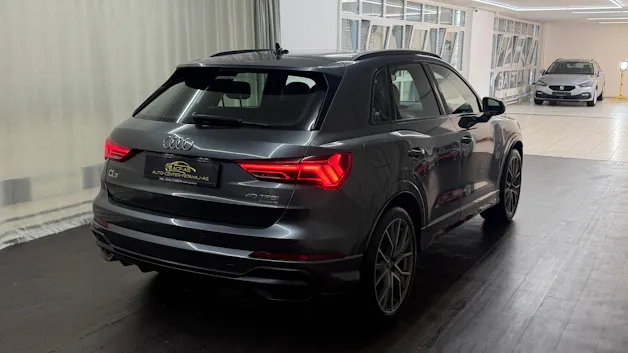 Audi Q3 40 TFSI S line quattro S-tronic