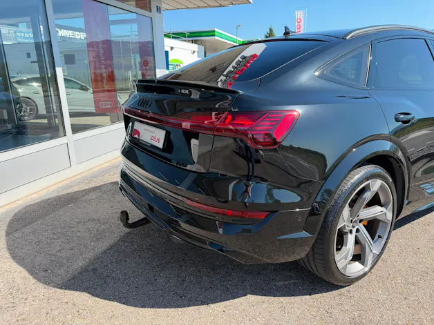 Audi e-tron S Sportback quattro