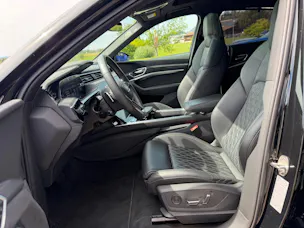 AUDI e-tron S Sportback quattro