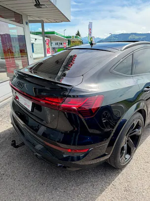 AUDI e-tron S Sportback quattro