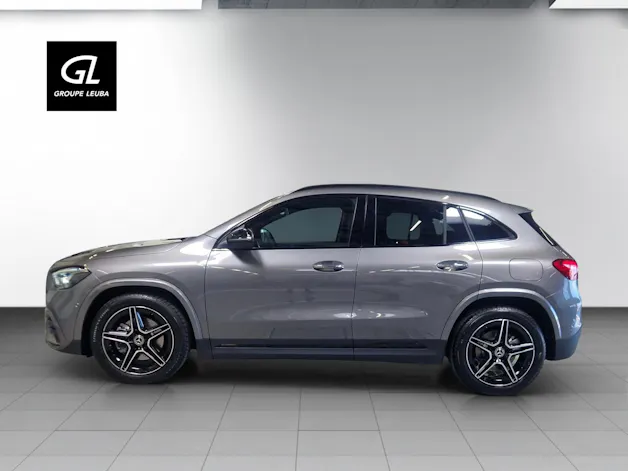 Mercedes-Benz GLA 220 4Matic 8G-DCT