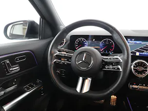 Mercedes-Benz GLA 220d 4Matic 8G-DCT